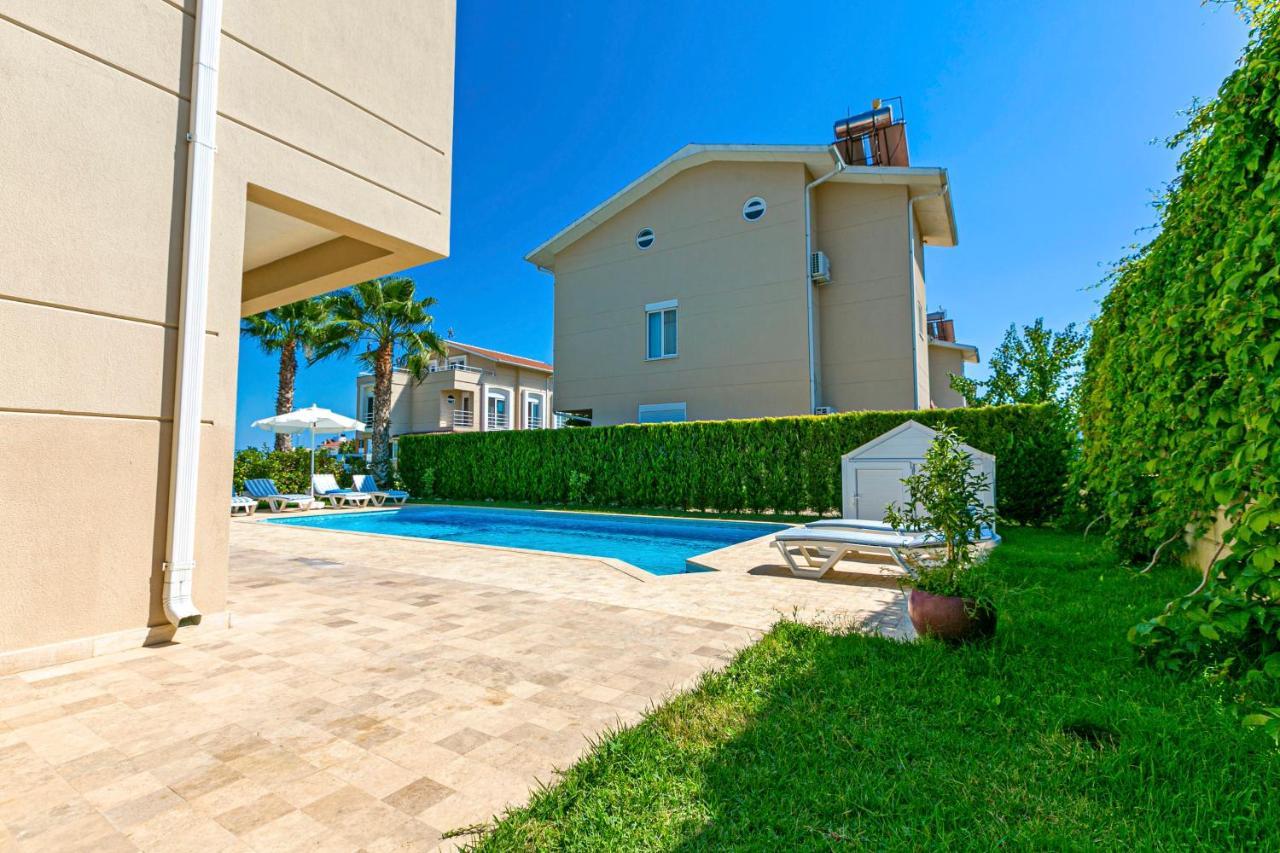 Paradise Town Villa Beltania 贝莱克 外观 照片